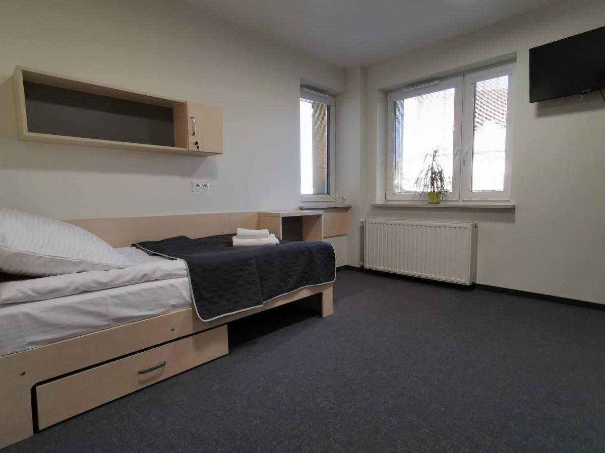 Ostello Dom Studencki Zaulek Cracovia Esterno foto